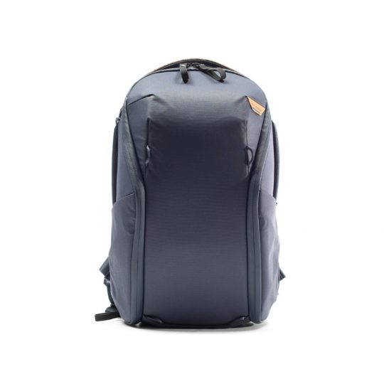 Everyday Backpack Zip 15L - Image 3